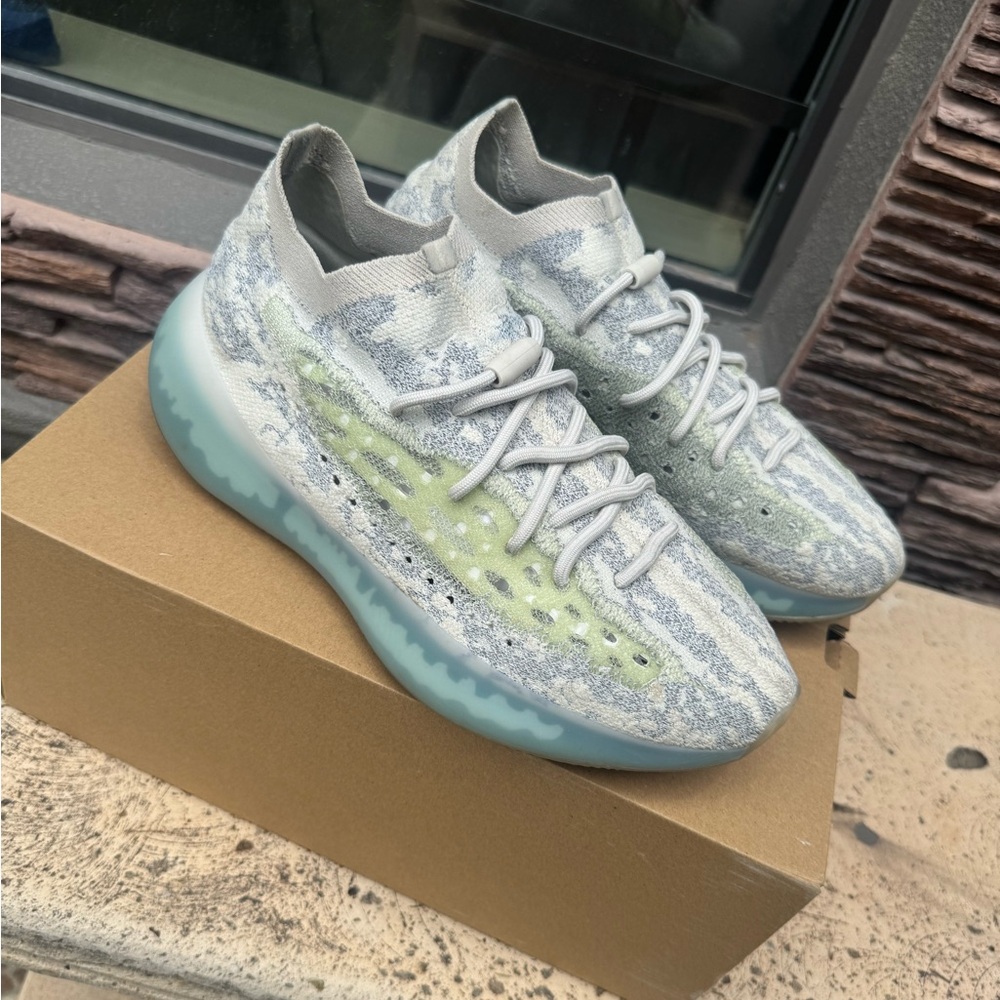 Yeezy 380 alien blue reflective - Picture 4 of 4